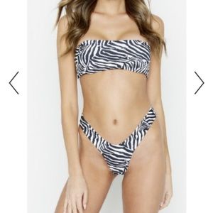 Zebra XL Zebra Print Beach Bunny